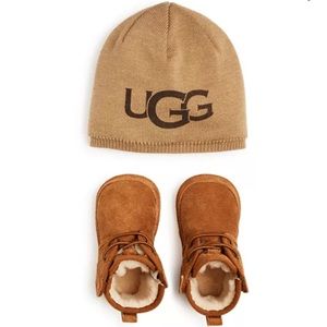 ✨ LIKE NEW Baby UGG® Set – Chestnut Beanie 0S/TU + Booties 0–1 | Perfect Gift ✨